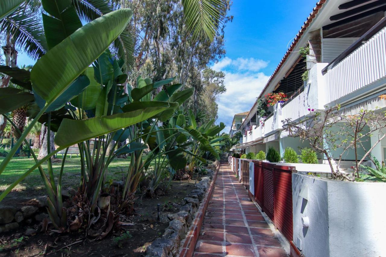 Oleholidays Fuentes Del Rodeo35 Junto Puerto Banus Marbella Exterior photo